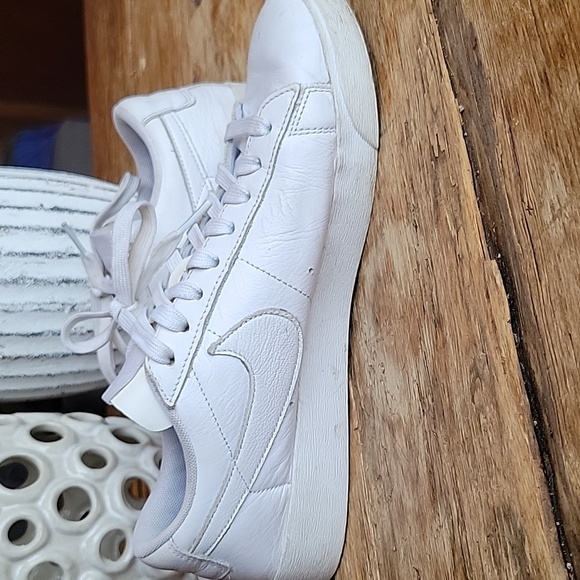 Nike BLAZER Low Profile Sneaker - Picture 5 of 8